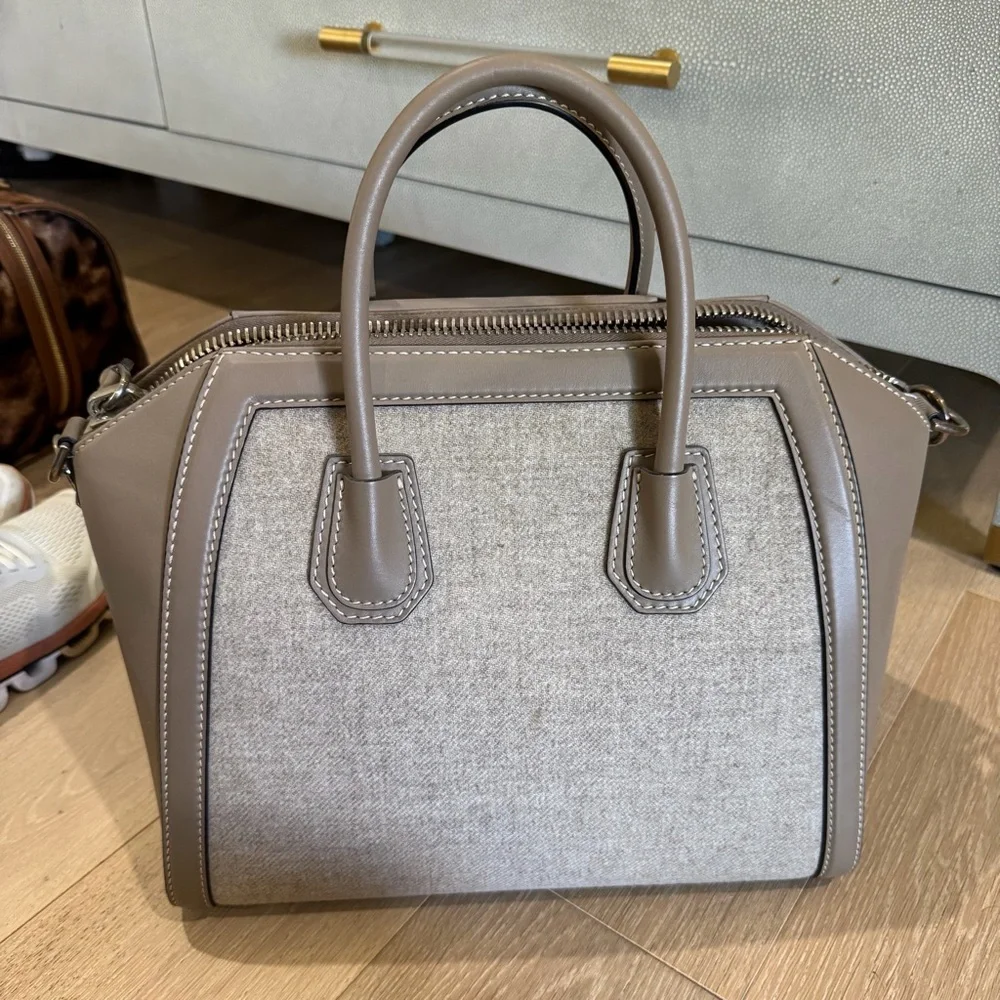 Givenchy Antigona Wool/Leather Bag - Picture 7 of 15